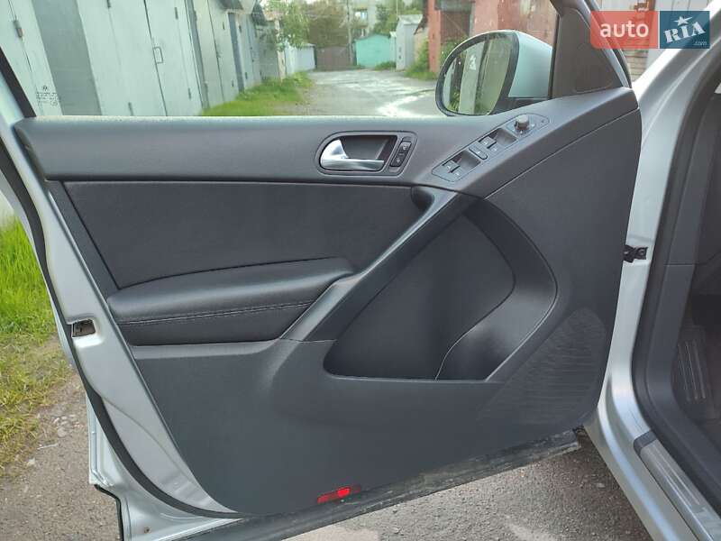 Внедорожник / Кроссовер Volkswagen Tiguan 2008 в Дрогобыче