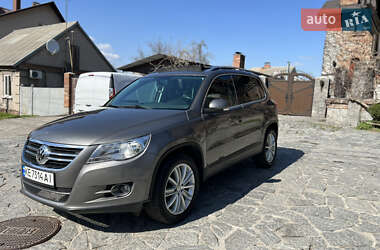 Позашляховик / Кросовер Volkswagen Tiguan 2010 в Дніпрі