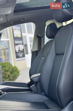 Позашляховик / Кросовер Volkswagen Tiguan 2022 в 