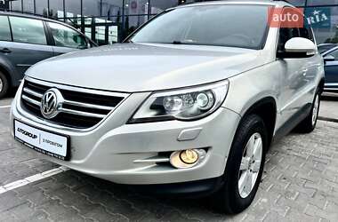 Внедорожник / Кроссовер Volkswagen Tiguan 2010 в 