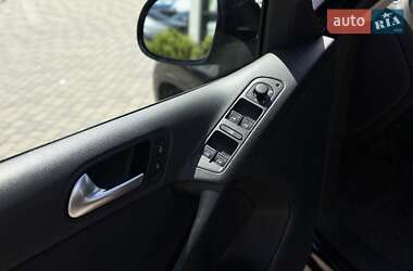 Позашляховик / Кросовер Volkswagen Tiguan 2013 в 