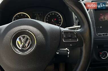Позашляховик / Кросовер Volkswagen Tiguan 2013 в 