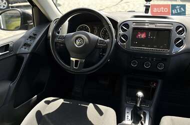 Позашляховик / Кросовер Volkswagen Tiguan 2013 в 