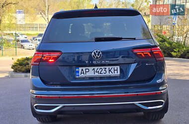 Внедорожник / Кроссовер Volkswagen Tiguan 2021 в 