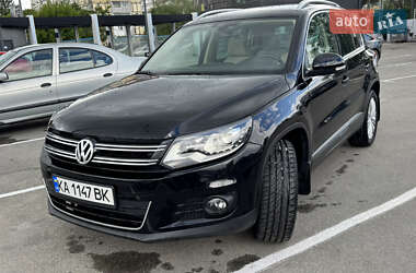 Внедорожник / Кроссовер Volkswagen Tiguan 2015 в Днепре