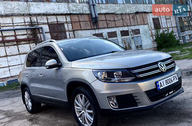 Позашляховик / Кросовер Volkswagen Tiguan 2012 в Полтаві