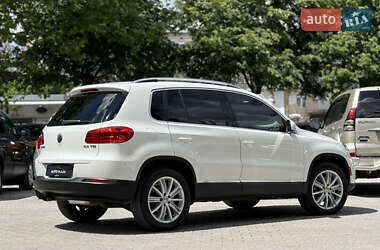 Внедорожник / Кроссовер Volkswagen Tiguan 2013 в 