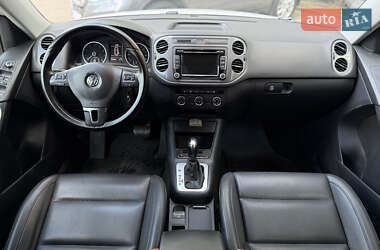 Внедорожник / Кроссовер Volkswagen Tiguan 2013 в 