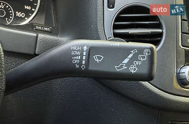 Внедорожник / Кроссовер Volkswagen Tiguan 2013 в 