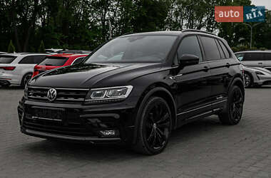 Внедорожник / Кроссовер Volkswagen Tiguan 2020 в 