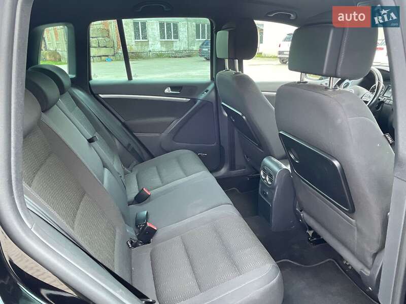 Внедорожник / Кроссовер Volkswagen Tiguan 2015 в Дрогобыче