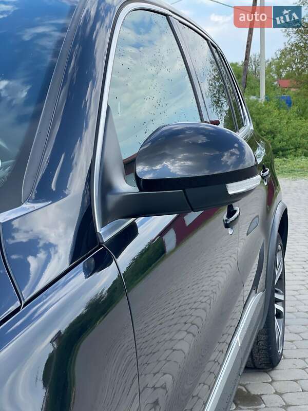 Внедорожник / Кроссовер Volkswagen Tiguan 2015 в Дрогобыче