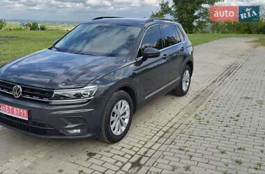 Позашляховик / Кросовер Volkswagen Tiguan 2018 в 