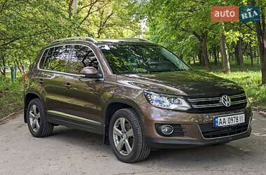 Внедорожник / Кроссовер Volkswagen Tiguan 2012 в Полтаве