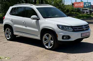 Внедорожник / Кроссовер Volkswagen Tiguan 2015 в Полтаве