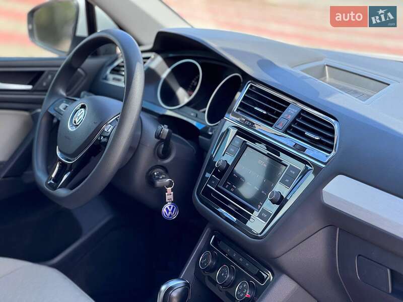 Внедорожник / Кроссовер Volkswagen Tiguan 2018 в Запорожье