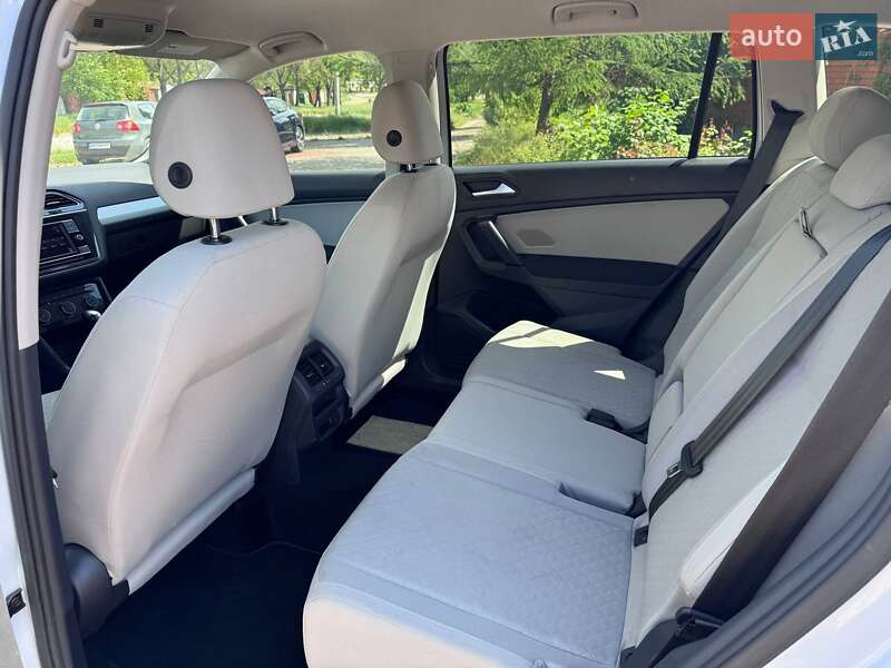 Внедорожник / Кроссовер Volkswagen Tiguan 2018 в Запорожье