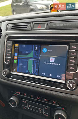 Позашляховик / Кросовер Volkswagen Tiguan 2011 в 