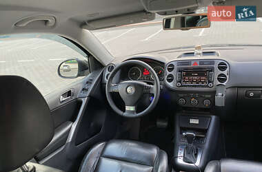 Внедорожник / Кроссовер Volkswagen Tiguan 2008 в 