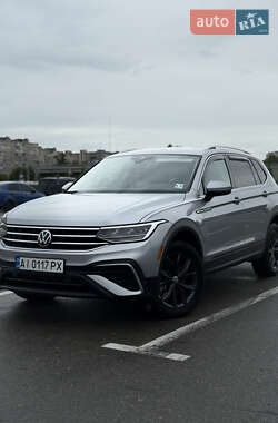 Внедорожник / Кроссовер Volkswagen Tiguan 2022 в Киеве