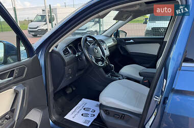 Позашляховик / Кросовер Volkswagen Tiguan 2019 в 