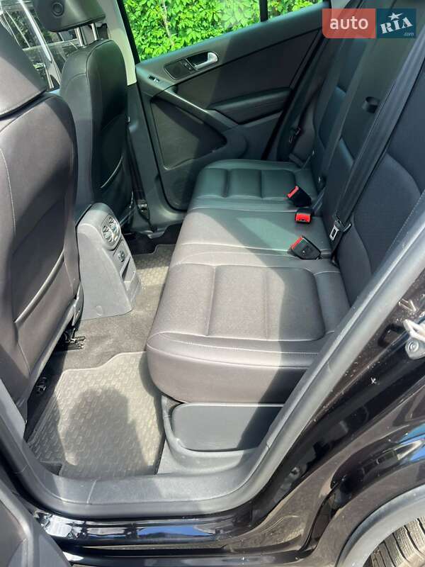 Внедорожник / Кроссовер Volkswagen Tiguan 2014 в Киеве