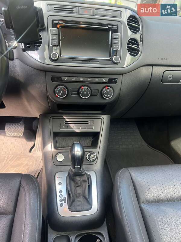 Внедорожник / Кроссовер Volkswagen Tiguan 2014 в Киеве