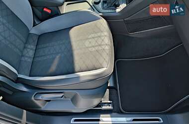 Внедорожник / Кроссовер Volkswagen Tiguan 2021 в 