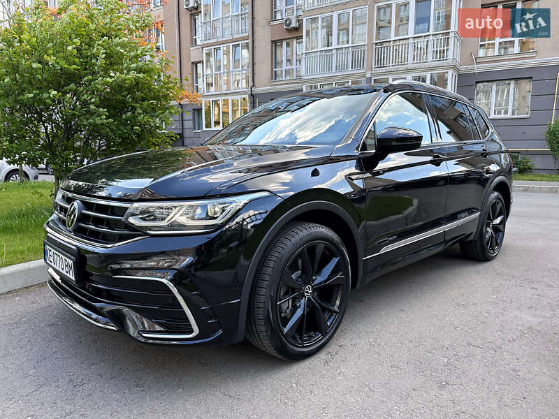 Позашляховик / Кросовер Volkswagen Tiguan 2023 в Києві