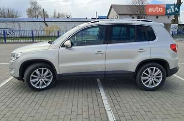 Позашляховик / Кросовер Volkswagen Tiguan 2009 в Нововолинську