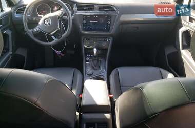 Внедорожник / Кроссовер Volkswagen Tiguan 2020 в 