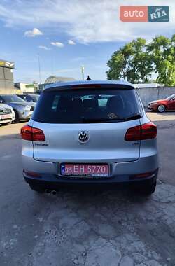 Позашляховик / Кросовер Volkswagen Tiguan 2017 в 
