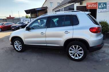 Позашляховик / Кросовер Volkswagen Tiguan 2017 в 