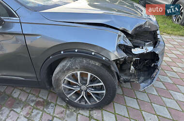 Внедорожник / Кроссовер Volkswagen Tiguan 2019 в 