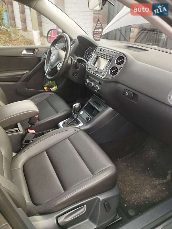 Внедорожник / Кроссовер Volkswagen Tiguan 2014 в Кривом Роге