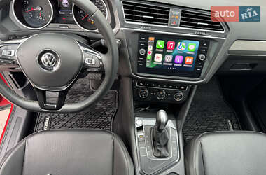Внедорожник / Кроссовер Volkswagen Tiguan 2019 в 