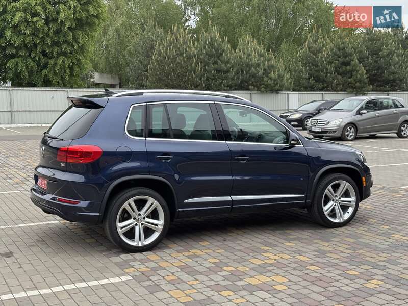 Позашляховик / Кросовер Volkswagen Tiguan 2016 в Луцьку