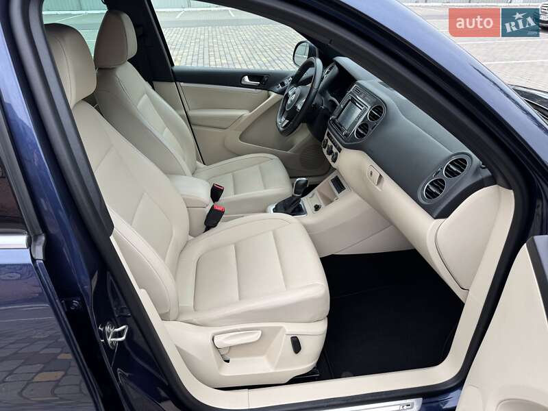 Позашляховик / Кросовер Volkswagen Tiguan 2016 в Луцьку