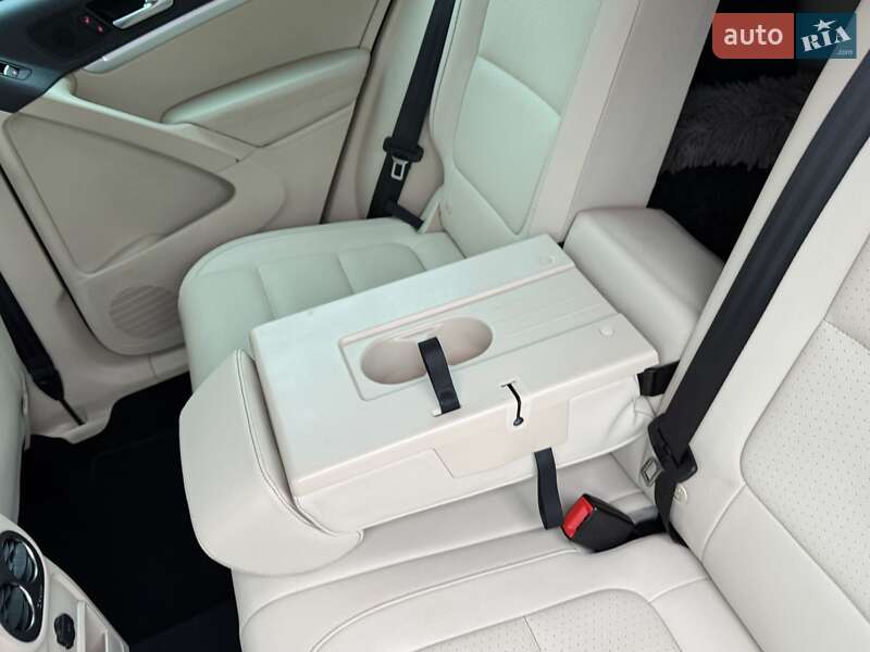 Позашляховик / Кросовер Volkswagen Tiguan 2016 в Луцьку