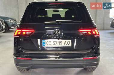 Внедорожник / Кроссовер Volkswagen Tiguan 2024 в 