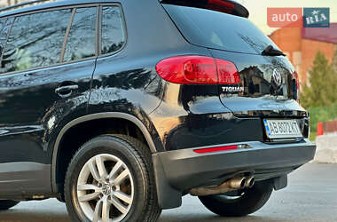 Внедорожник / Кроссовер Volkswagen Tiguan 2017 в 