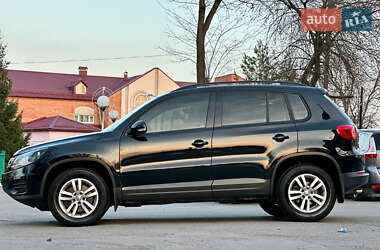 Внедорожник / Кроссовер Volkswagen Tiguan 2017 в 