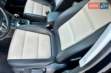 Внедорожник / Кроссовер Volkswagen Tiguan 2017 в 