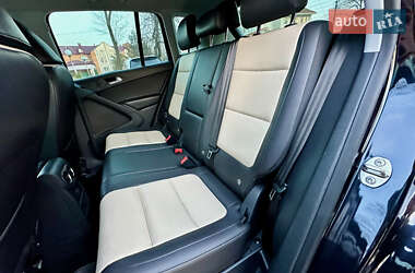 Внедорожник / Кроссовер Volkswagen Tiguan 2017 в 