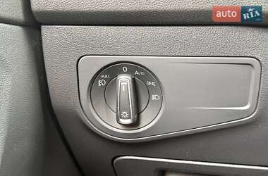 Внедорожник / Кроссовер Volkswagen Tiguan 2019 в 