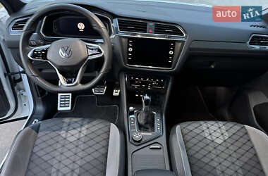 Позашляховик / Кросовер Volkswagen Tiguan 2023 в 