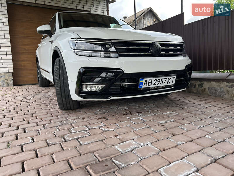 Внедорожник / Кроссовер Volkswagen Tiguan 2020 в Калиновке