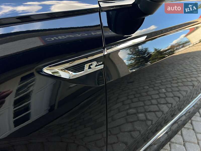 Внедорожник / Кроссовер Volkswagen Tiguan 2020 в Ужгороде