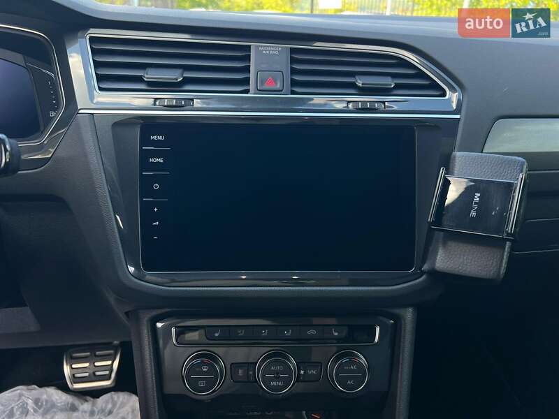Внедорожник / Кроссовер Volkswagen Tiguan 2020 в Ужгороде