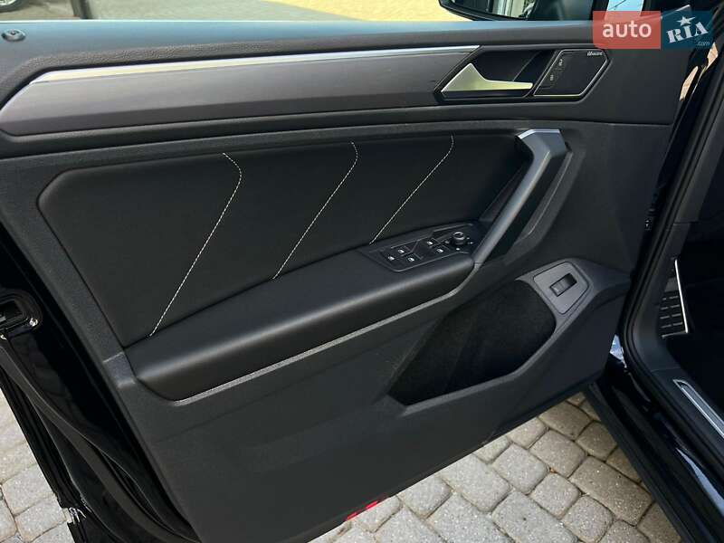 Внедорожник / Кроссовер Volkswagen Tiguan 2020 в Ужгороде
